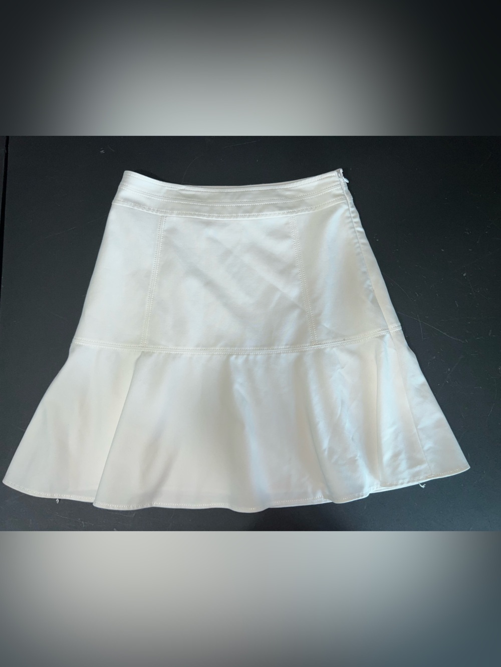 White House Black Market Tulip Hem Mini Skirt in White Summer Lightweight